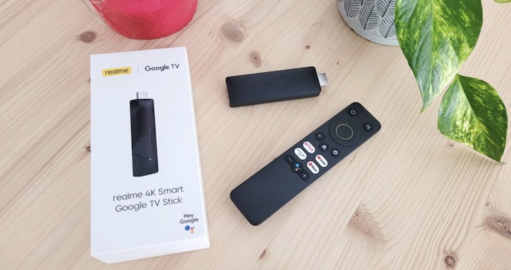 ТВ-приставка Realme 4K Smart TV Stick в виде флешки
