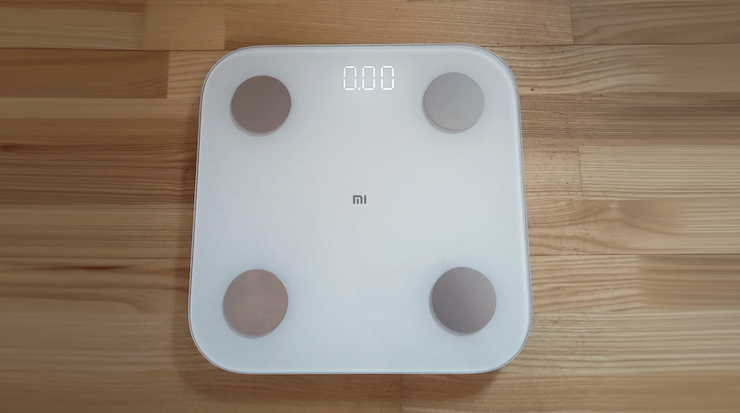Самая продаваемая модель умных весов Xiaomi Mi Body Composition Scale 2