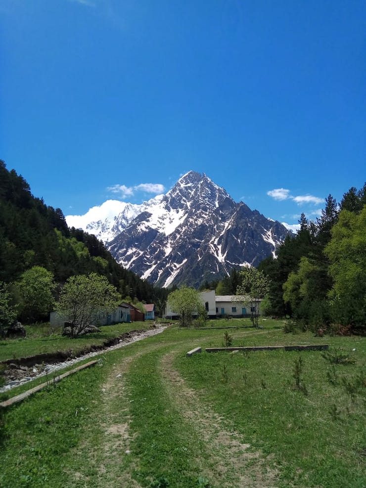 Тихтенген, Большой Кавказ, 4611 метров
