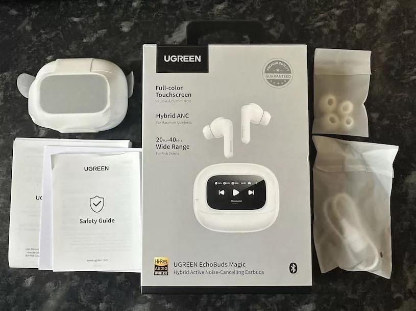 Обзор наушников с экраном UGREEN EchoBuds Magic - комплектация