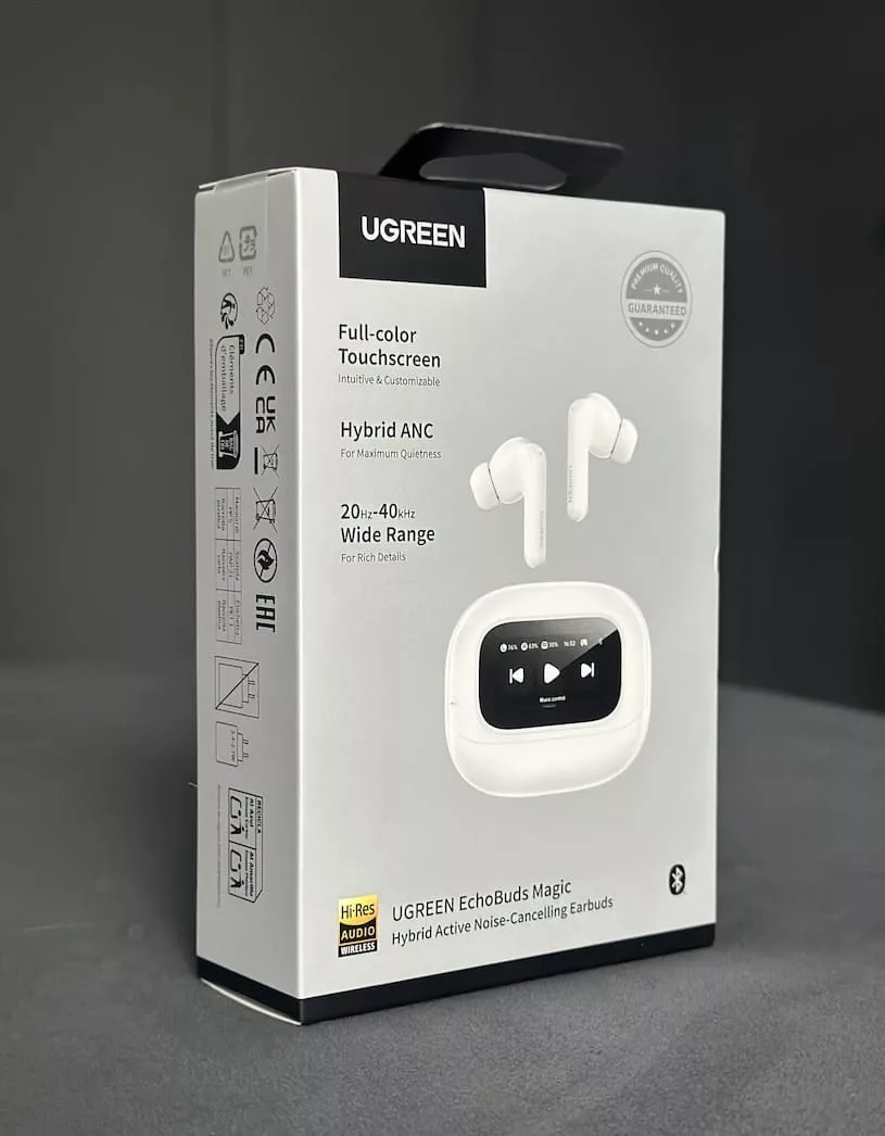 Обзор наушников с экраном UGREEN EchoBuds Magic - упаковка