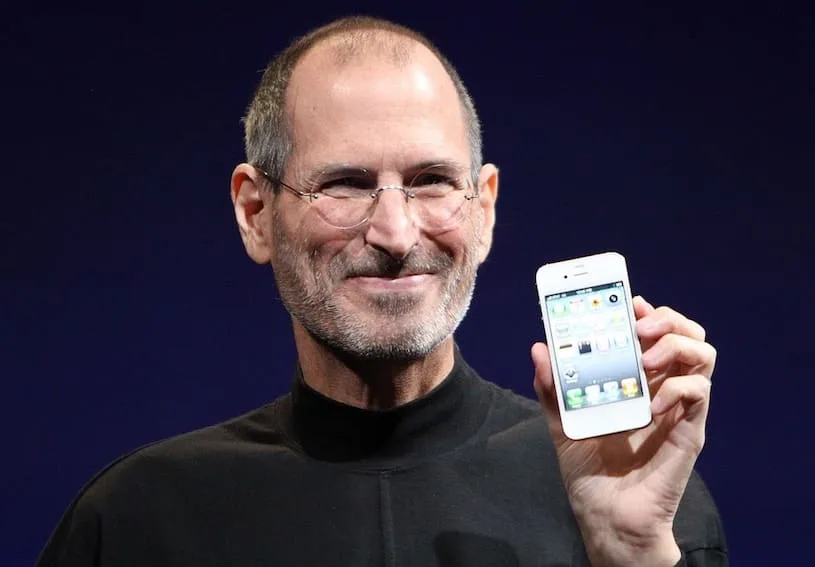 Стив Джобс на презентации iPhone 4